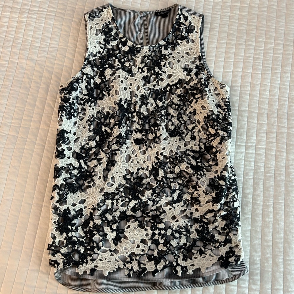 Beautiful sleeveless tunic